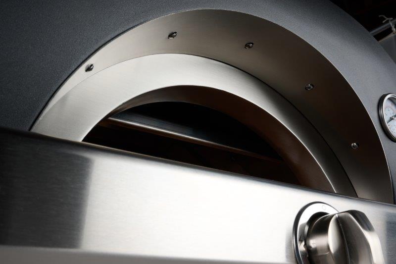 Coyote Pizza Ovens Coyote 30" Hybrid Multi-Fuel Outdoor Pizza Oven / C1PZ30H