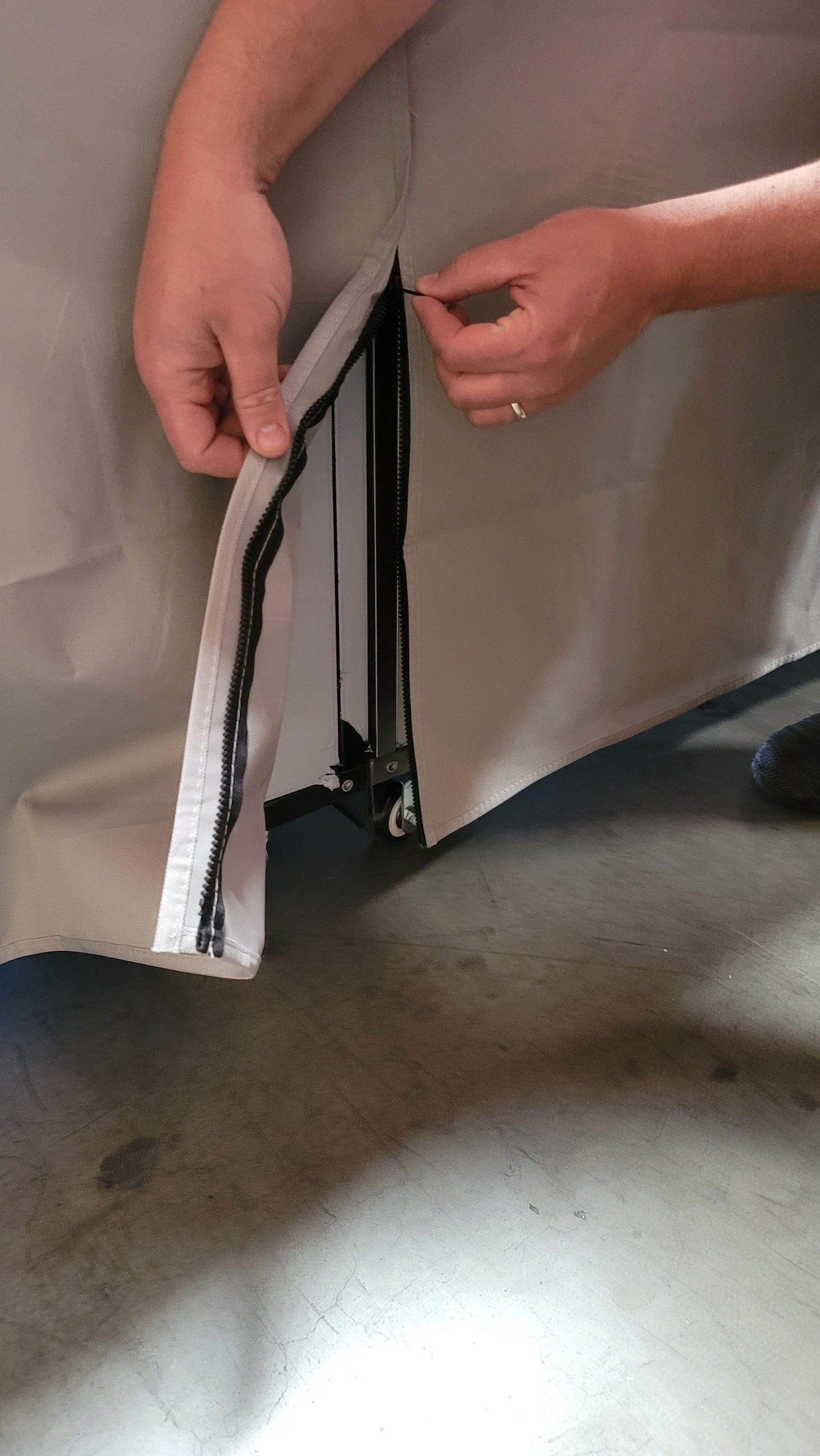 Mont Alpi Accessories Mont Alpi 400 Deluxe Island with Beverage Center Cover / Complete Set, Weather Resistant, Snug Fit / COVMAI400-BEV