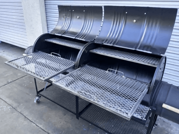 http://outdoorkitchenpro.com/cdn/shop/products/moss-grills-grill-moss-grills-double-barrel-custom-bbq-grill-with-double-firebox-202-31038783553692_600x.png?v=1628319202