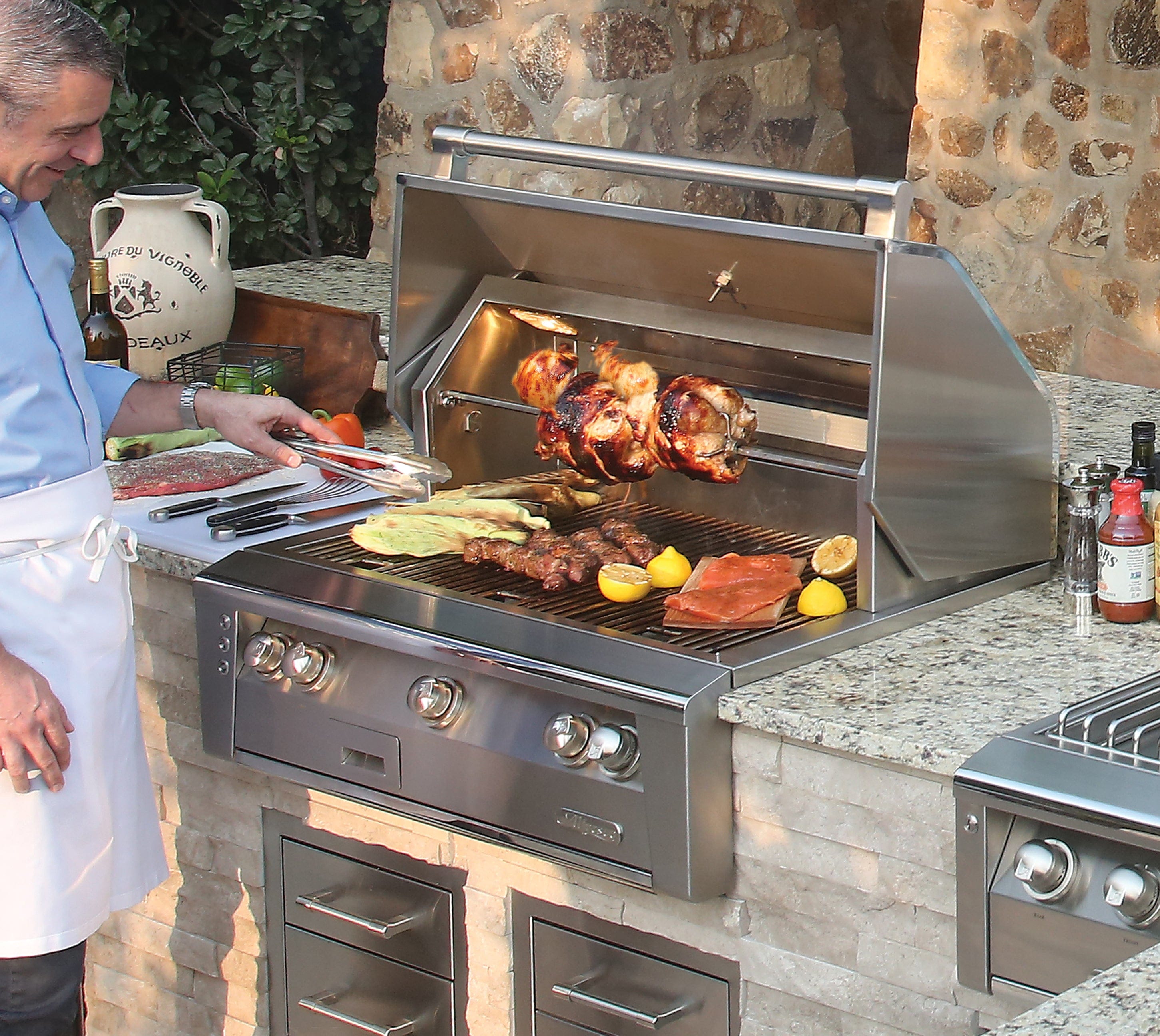 Alfresco Grills LXE Gas Grill - Thumbnail 2