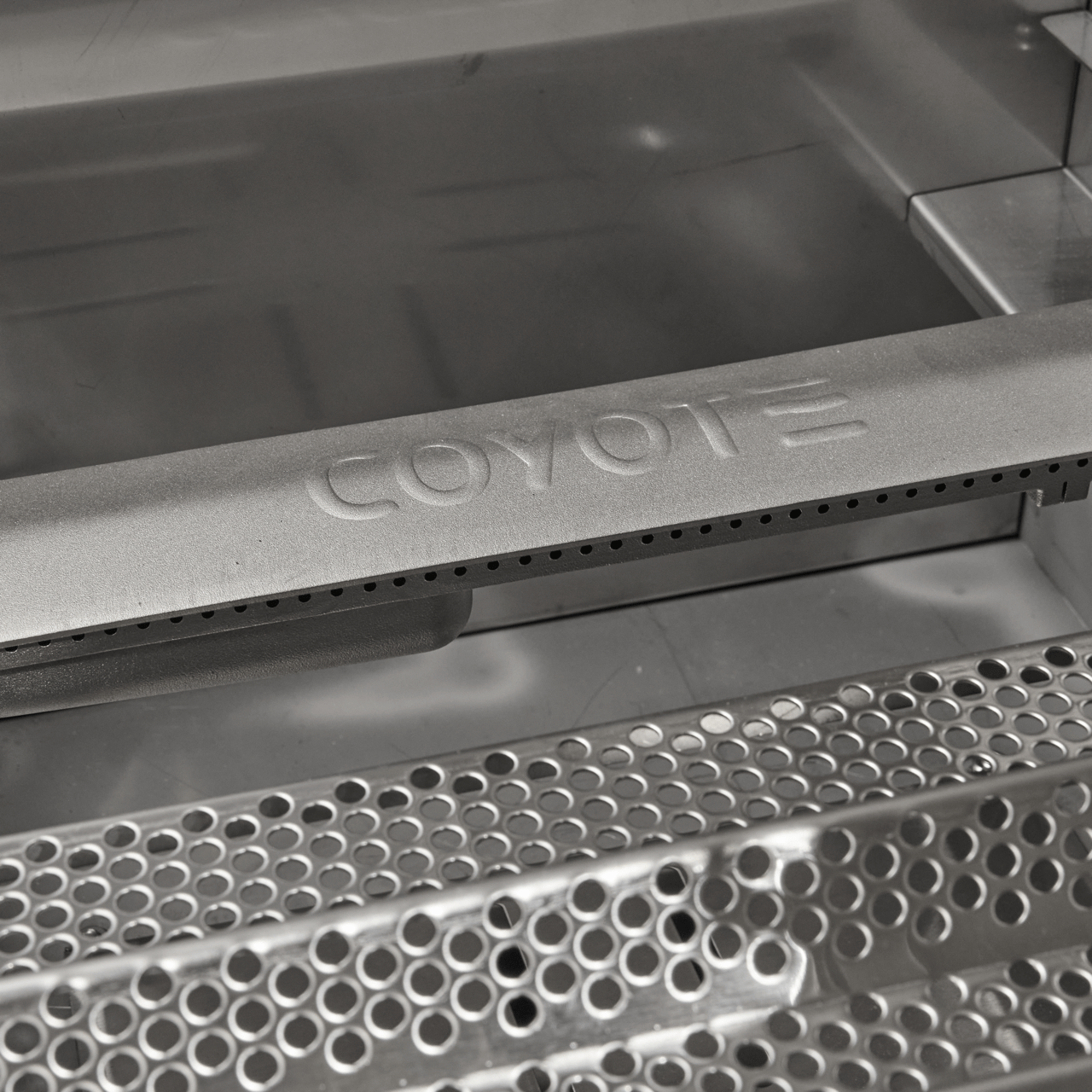 Coyote Grills Coyote 50" Hybrid Gas and Charcoal Built-In Grill | Stainless Steel | C3HY50