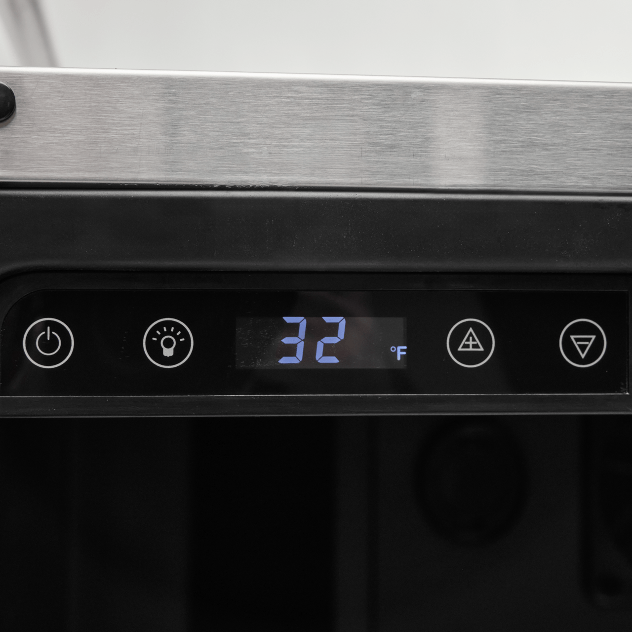 Coyote Refrigeration + Cooling Coyote 24" Kegerator / C124KEG