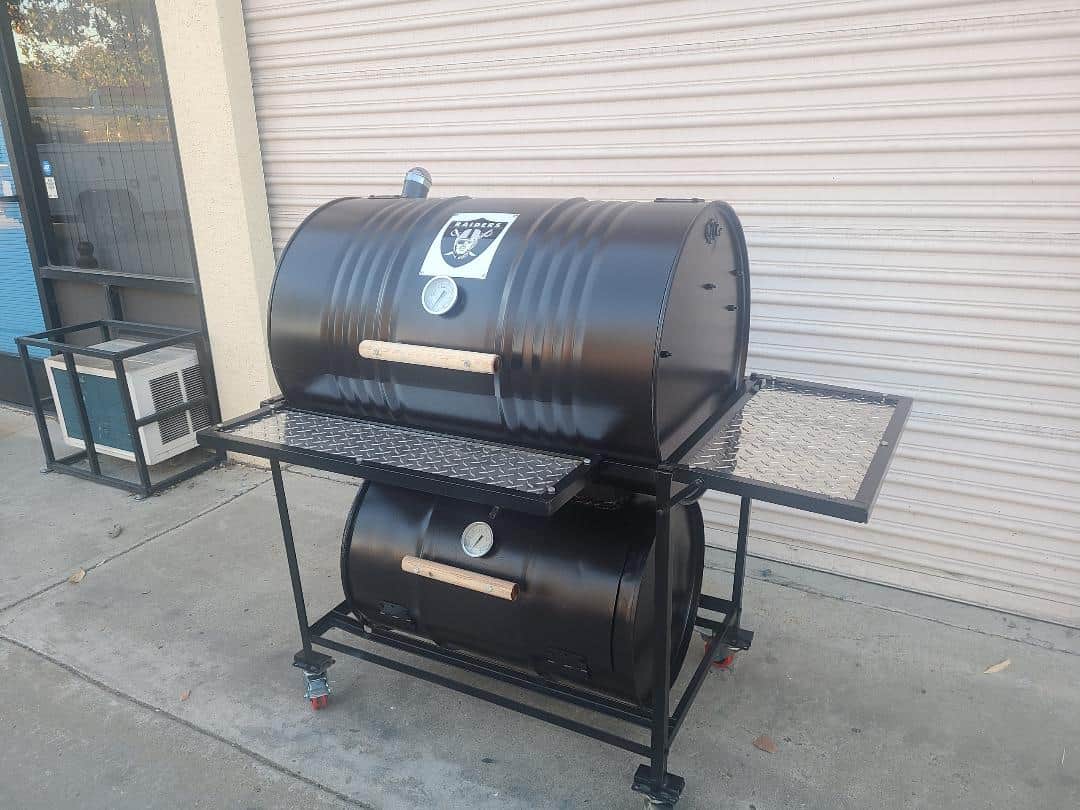 Moss Grills Grills Moss Vertical Single Barrel Smoker - with Lower Firebox / #108