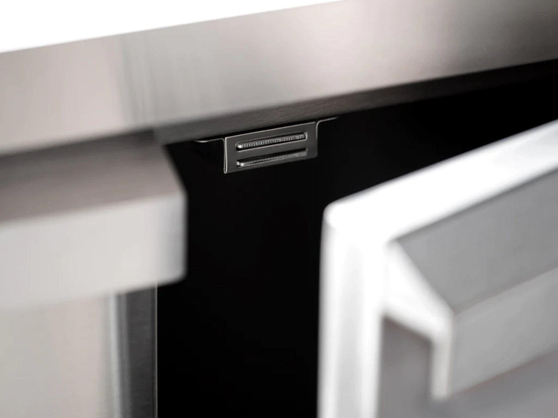 Premium stainless steel refrigerator door for modular outdoor kitchens; sleek design and durable finish.