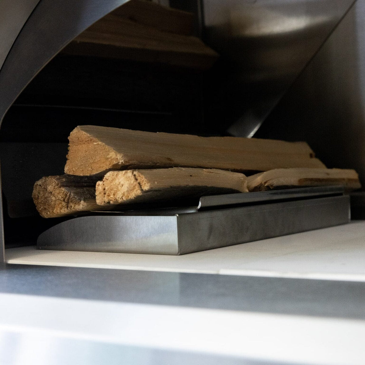 Summerset Pizza Ovens Summerset Hybrid Oven - LP, Matte Black Finish | OV-HYB