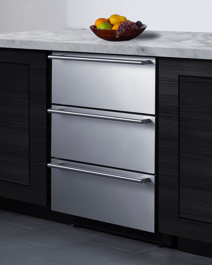 Summit Refrigeration + Cooling Summit 24" Wide Built-In 3-Drawer Outdoor All-Refrigerator with Stainless Steel Fronts and Black Cabinet / SP6DS3DOS