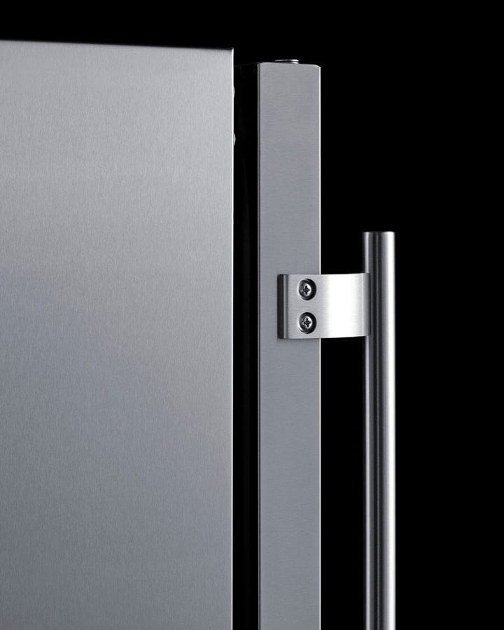 Summit Refrigeration + Cooling Summit 24" Wide Outdoor All-Refrigerator, ADA Compliant / 3.1 cu.ft. Capacity, Adjustable Height, Stainless Steel, Factory Installed Lock / SPR618OSADA