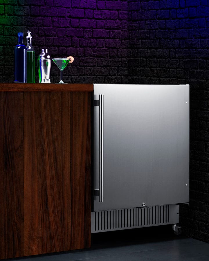 Summit Refrigeration + Cooling Summit 27” Wide Mobile All-Refrigerator / 4.98 cu.ft. Capacity, Built-In Capable, Digital Control Panel, Factory Installed Lock, Stainless Steel Door, White Interior, Adjustable Shelving / FF27BSSCAS