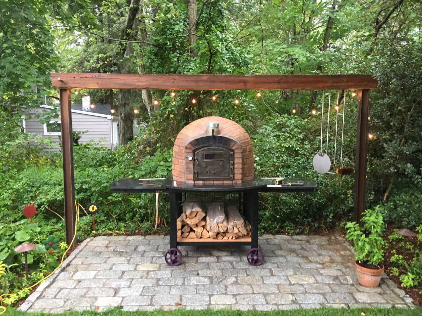 Buy an artisan clay pizza oven - Shop our wood-fired ovens - Fuego