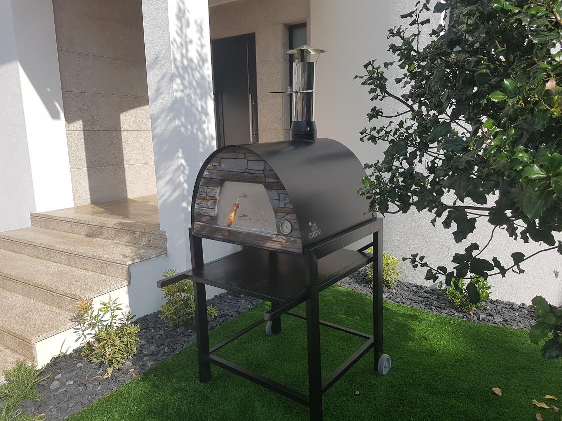Authentic Pizza Ovens Pizza Ovens Authentic Pizza Ovens Maximus Mobile Black Wood-Fired Pizza Oven / MAXB