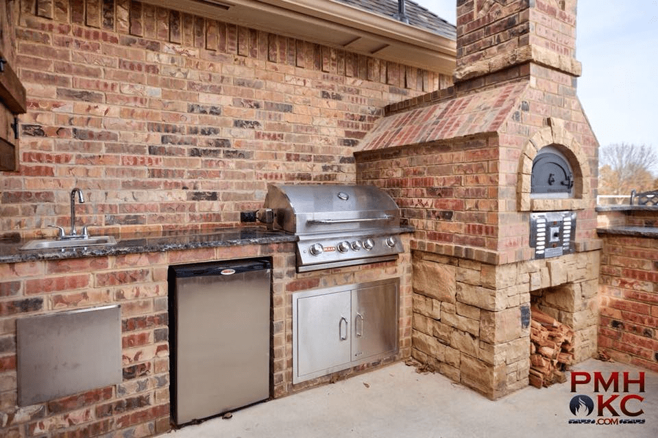 Chicago Brick Oven Pizza Ovens Chicago Brick Oven CBO-750 Hybrid Natural Gas/ Liquid Propane Gas DIY Kit (Residential/ Commercial) : The Versatile Dual-Fuel Pizza Oven Option - CBO-O-KIT-750-HYB-LP, CBO-O-KIT-750-HYB-NG