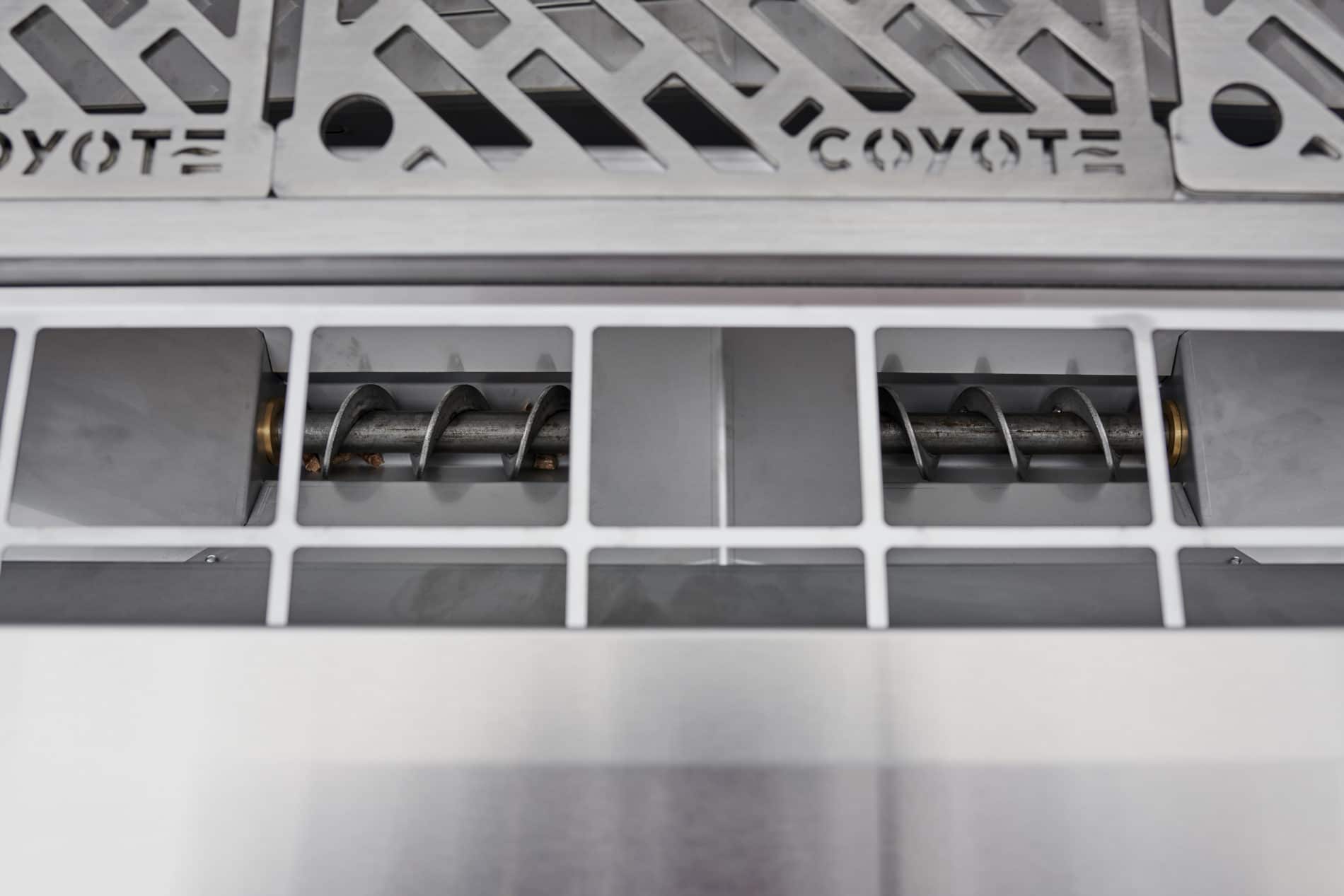 Coyote 28" Built-In Pellet Grill / C1P28 | OutdoorKitchenPro