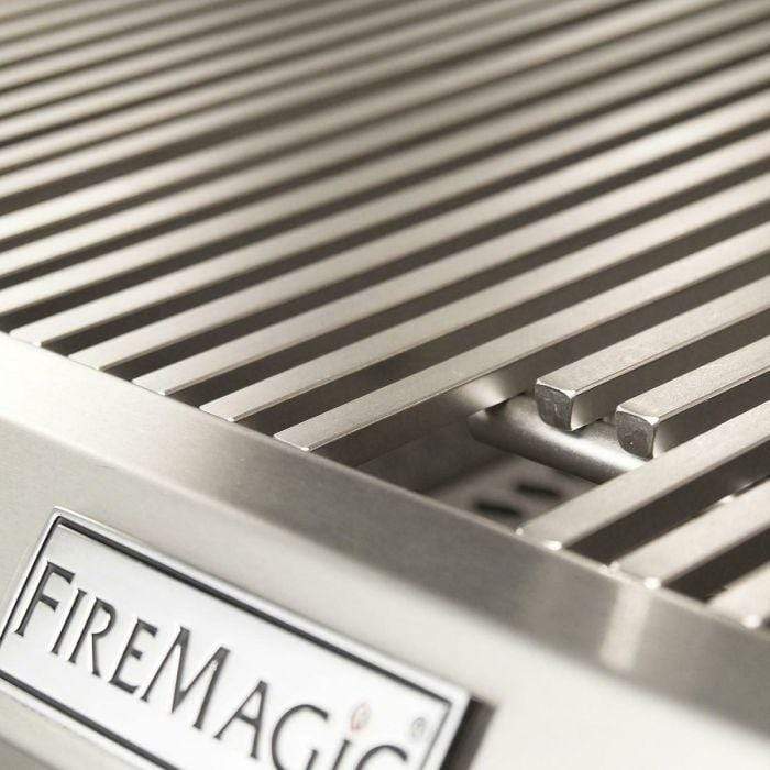 Firemagic Grills Fire Magic Echelon Diamond E660i 30-Inch Built-In Gas Grill With Rotisserie, Magic View Window & Analog Thermometer - E660i-8EA-W