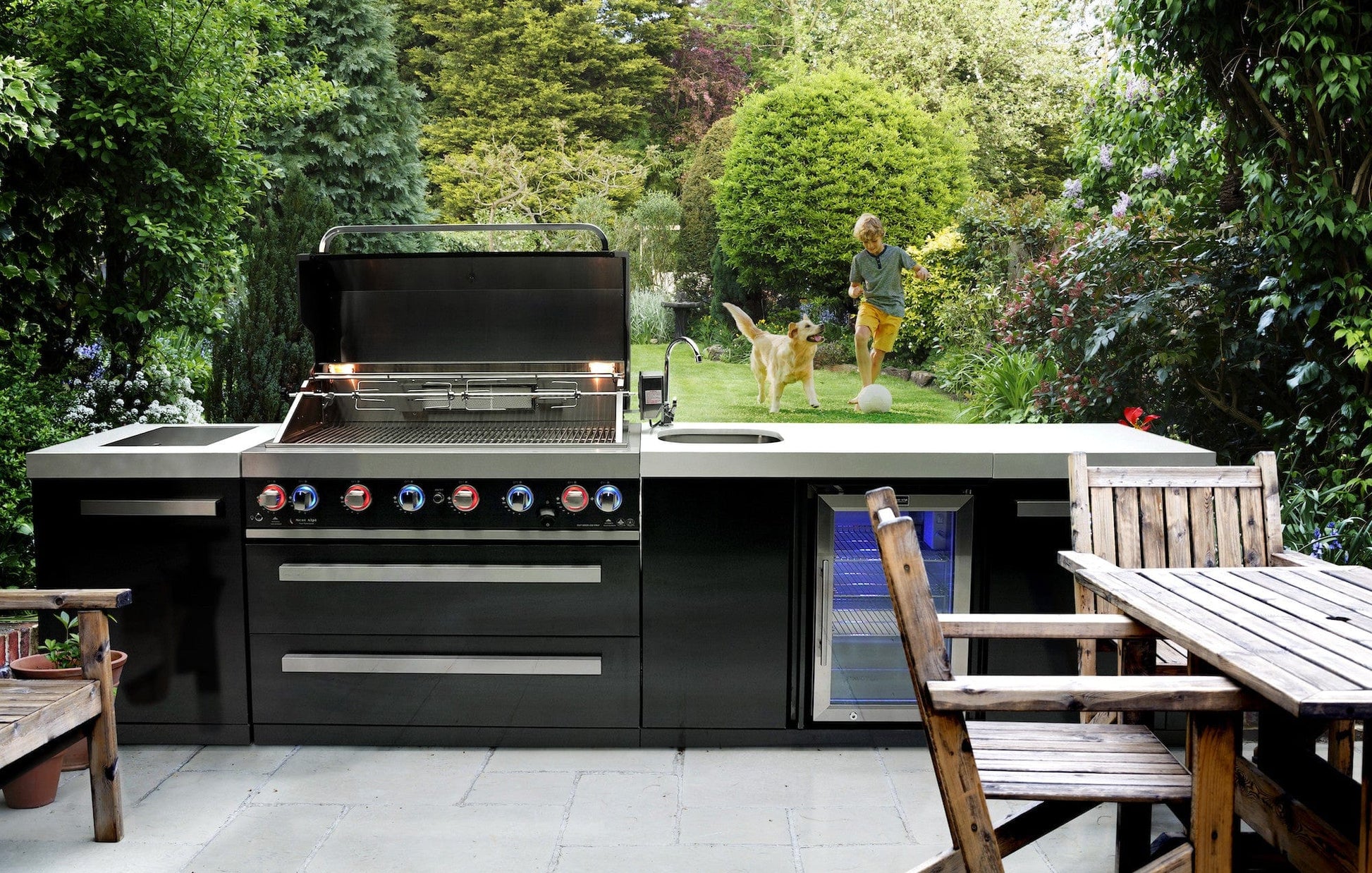 Mont Alpi Islands Mont Alpi 805 Black Stainless Steel Island with Beverage Center / 6-Burner Grill, 2 Infrared Burners, Sink, Fridge / MAi805-BSSBEV