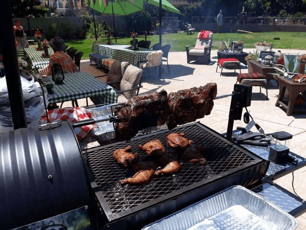 https://outdoorkitchenpro.com/cdn/shop/products/moss-grills-grill-moss-grills-ranch-style-barbecue-smoker-rotisserie-grill-201-31039061426332_1200x.png?v=1628308878