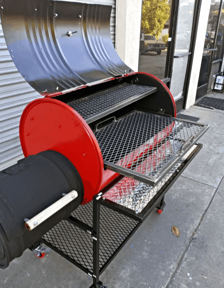 Offset clearance smoker firebox