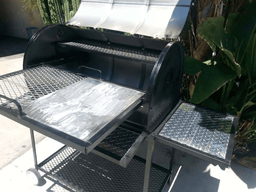 Moss Grills Single Barrel Smoker with Offset Firebox Grill / #101