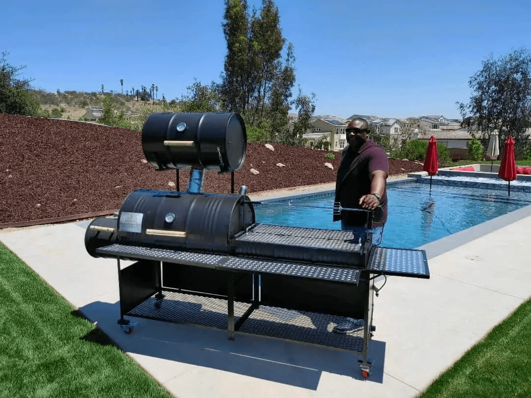 Moss Grills Ranch Style Barbecue Grill / Smoker, Rotisserie, Flat