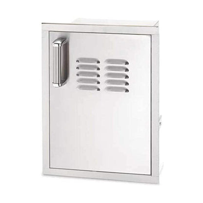 OutdoorKitchenPro Kitchen Right Fire Magic Premium Flush Single Access Door w/ Tank Tray and Louvers - 53820SC-T