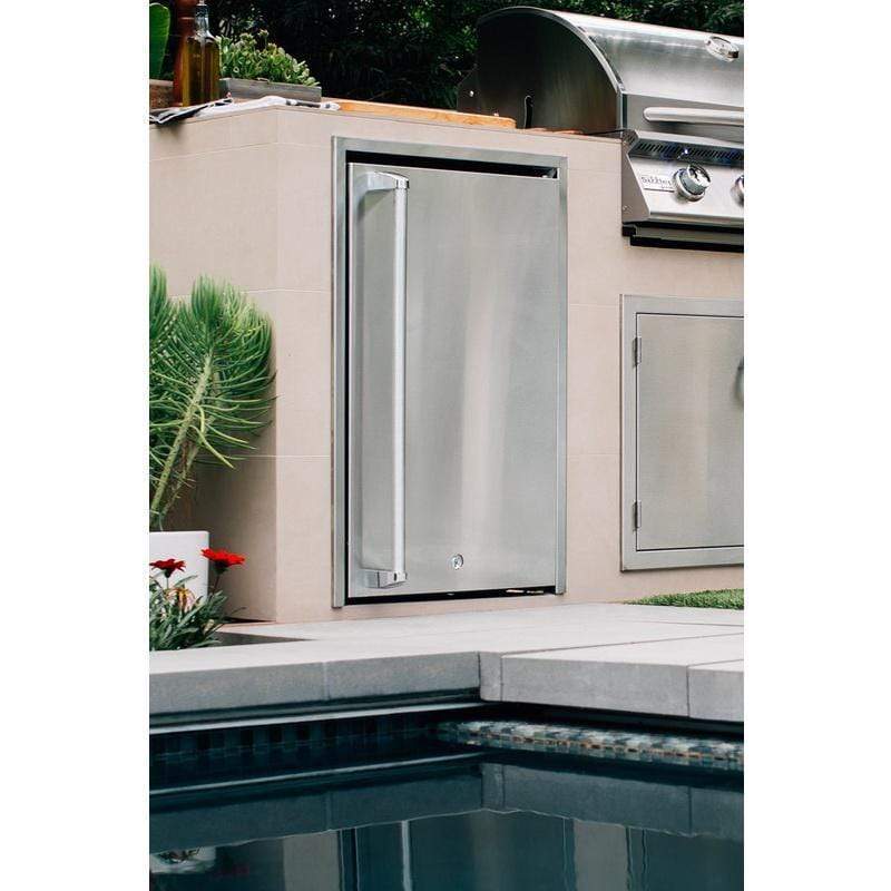 Summerset Refrigeration + Cooling Summerset 21&quot; 4.5c Deluxe Compact Refrigerator SSRFR-21D