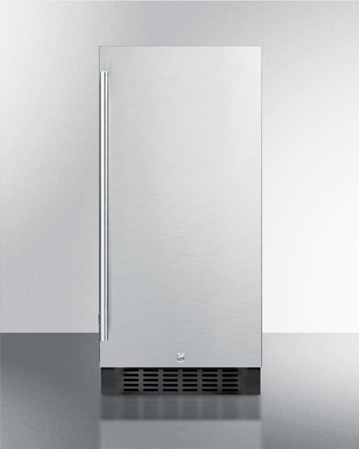 Summit Refrigeration + Cooling Summit 15" Wide Built-In Outdoor Residential Refrigerator In Stainless Steel With Lock And Digital Thermostat / SPR316OSCSS