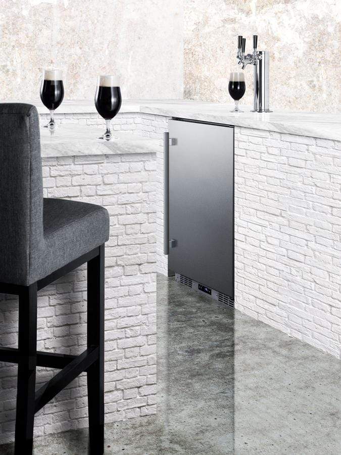 Summit Refrigeration + Cooling Summit 24" Wide Indoor/ Outdoor Triple Tap Beer Dispenser for Built-In or Freestanding Use in Complete Stainless Steel / SBC683OSTRIPLE