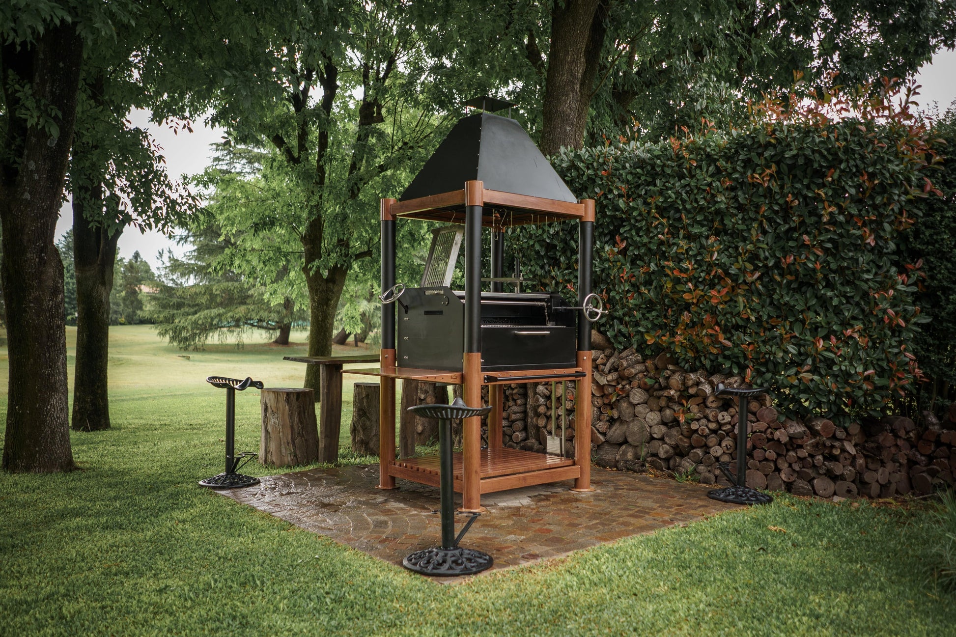Tagwood Grills Tagwood BBQ Argentine Wood Fire & Charcoal Grill | BBQ02SI