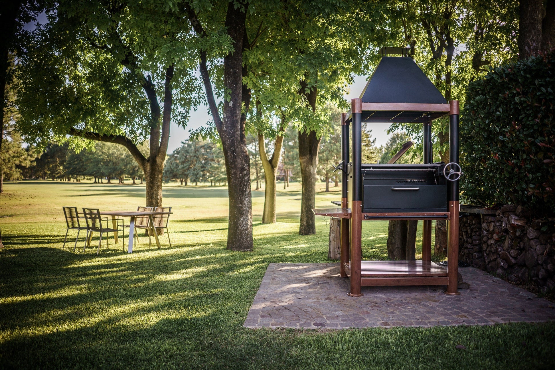 Tagwood Grills Tagwood BBQ Argentine Wood Fire & Charcoal Grill | BBQ02SI