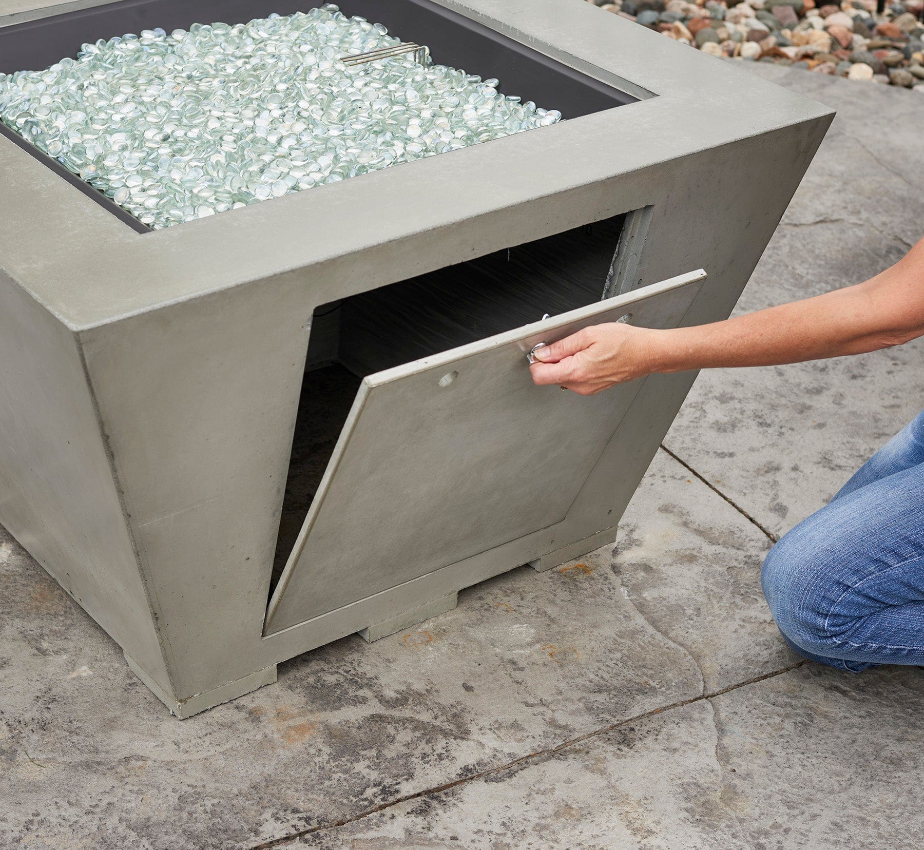 The Outdoor Great Room Fire Features The Outdoor GreatRoom Cove Square Gas Fire Pit Bowl / CV-2424