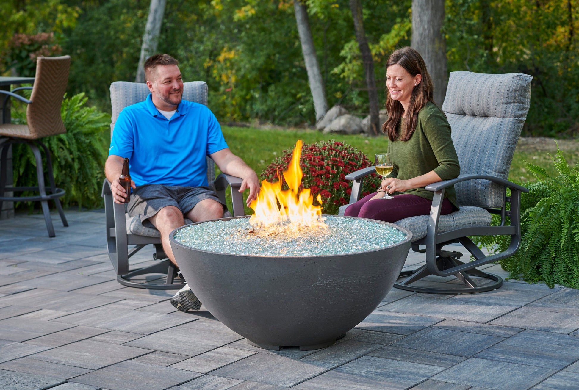 The Outdoor Great Room Fire Features The Outdoor GreatRoom Natural Grey, White, or Midnight Mist Cove Edge 42" Round Gas Fire Pit Bowl / CV-30E, CV-30EMM, CV-30EWHT