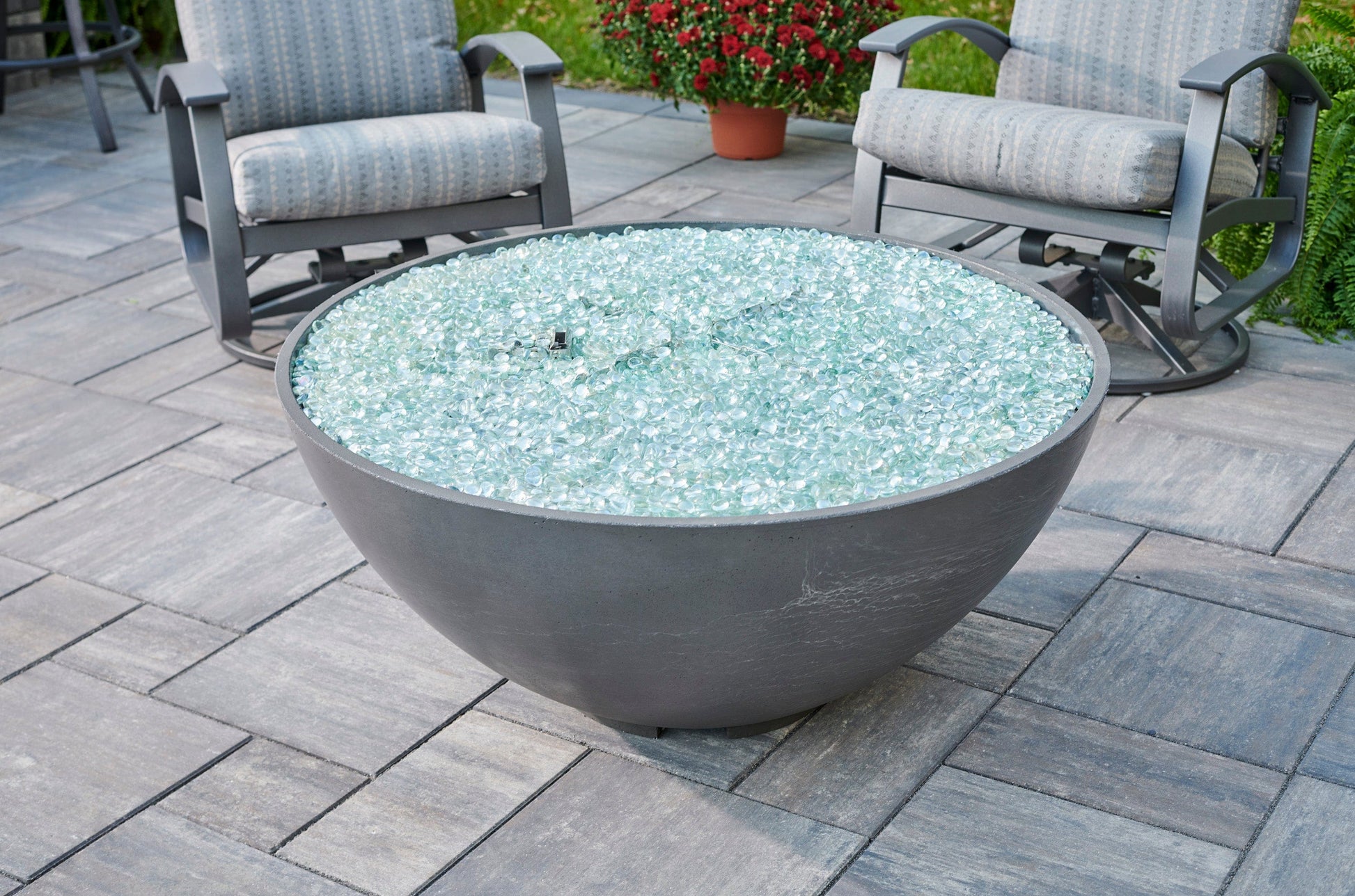 The Outdoor Great Room Fire Features The Outdoor GreatRoom Natural Grey, White, or Midnight Mist Cove Edge 42" Round Gas Fire Pit Bowl / CV-30E, CV-30EMM, CV-30EWHT