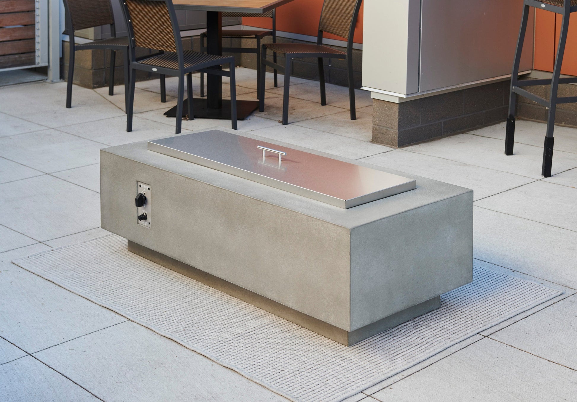 The Outdoor Great Room Fire Features The Outdoor GreatRoom Natural Grey, White, or Midnight Mist Supercast Cove 54" Linear Gas Fire Pit Table / CV-54, CV-54MM, CV-54WT
